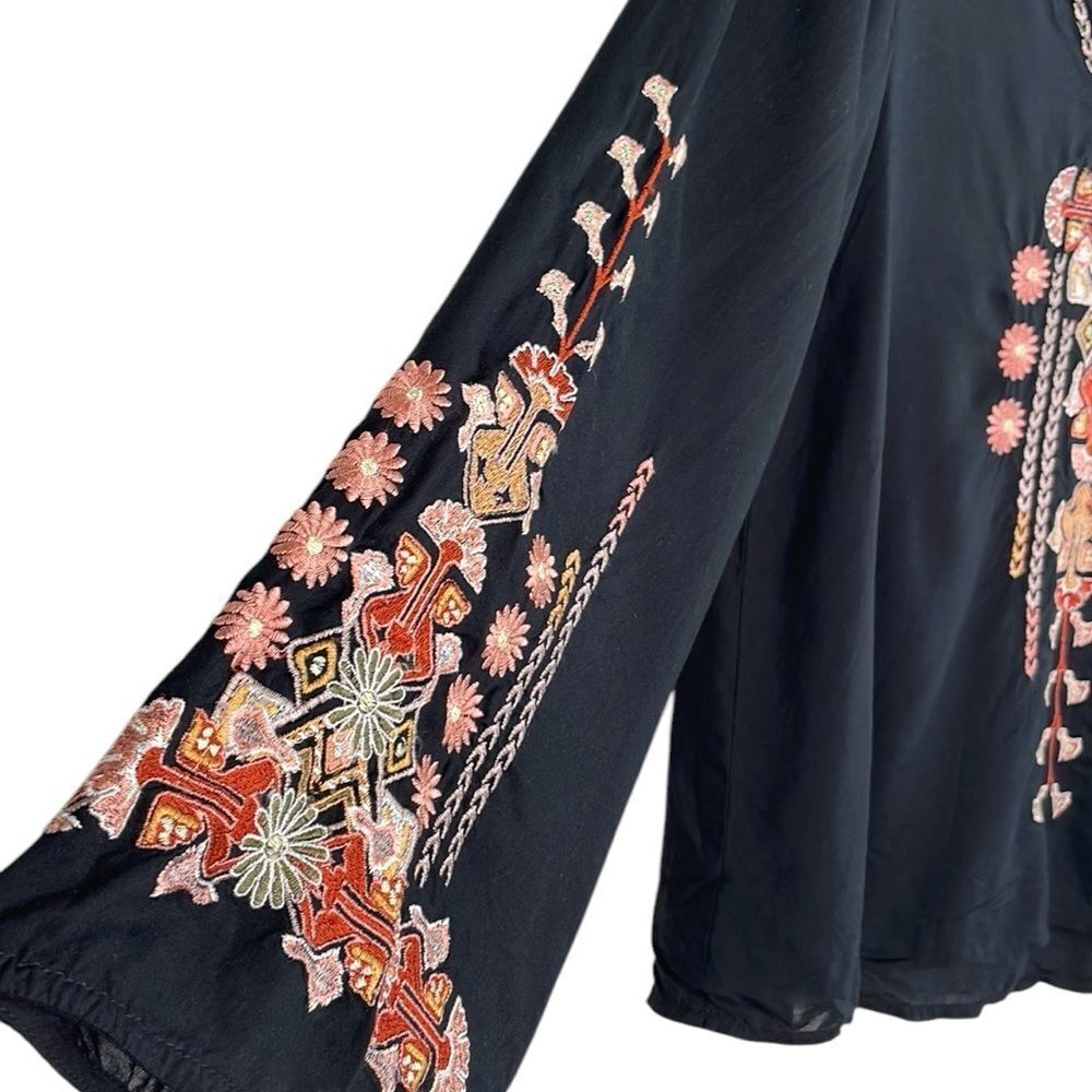 Rare & Beautiful Odd Molly Blouse EUC Anthropologie - Picture 4 of 9